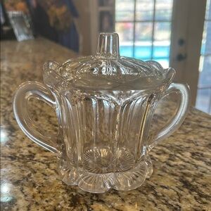 vintage Imperial Glass-Ohio sugar bowl in the Old Williamsburg pattern